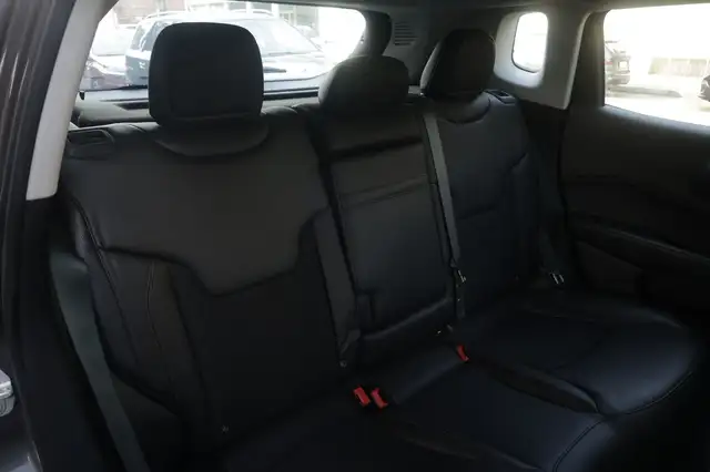Jeep Compass view 14