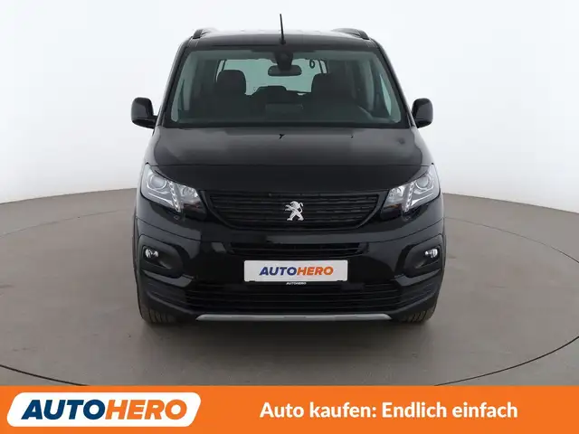 Peugeot Rifter view 9