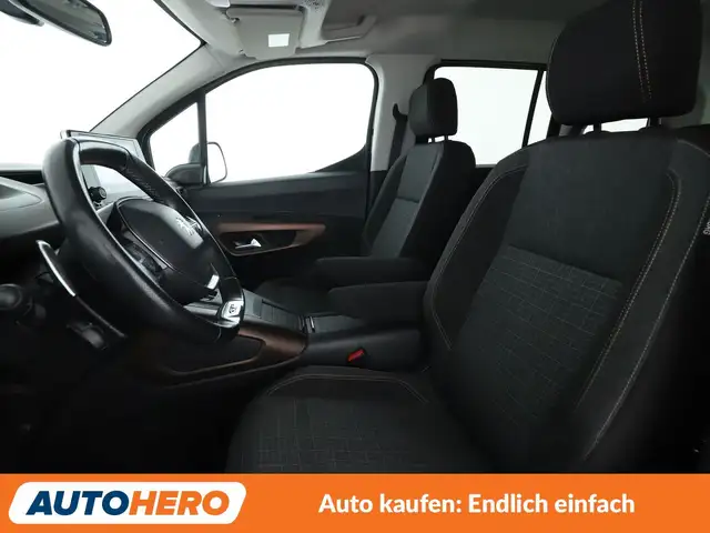 Peugeot Rifter view 10