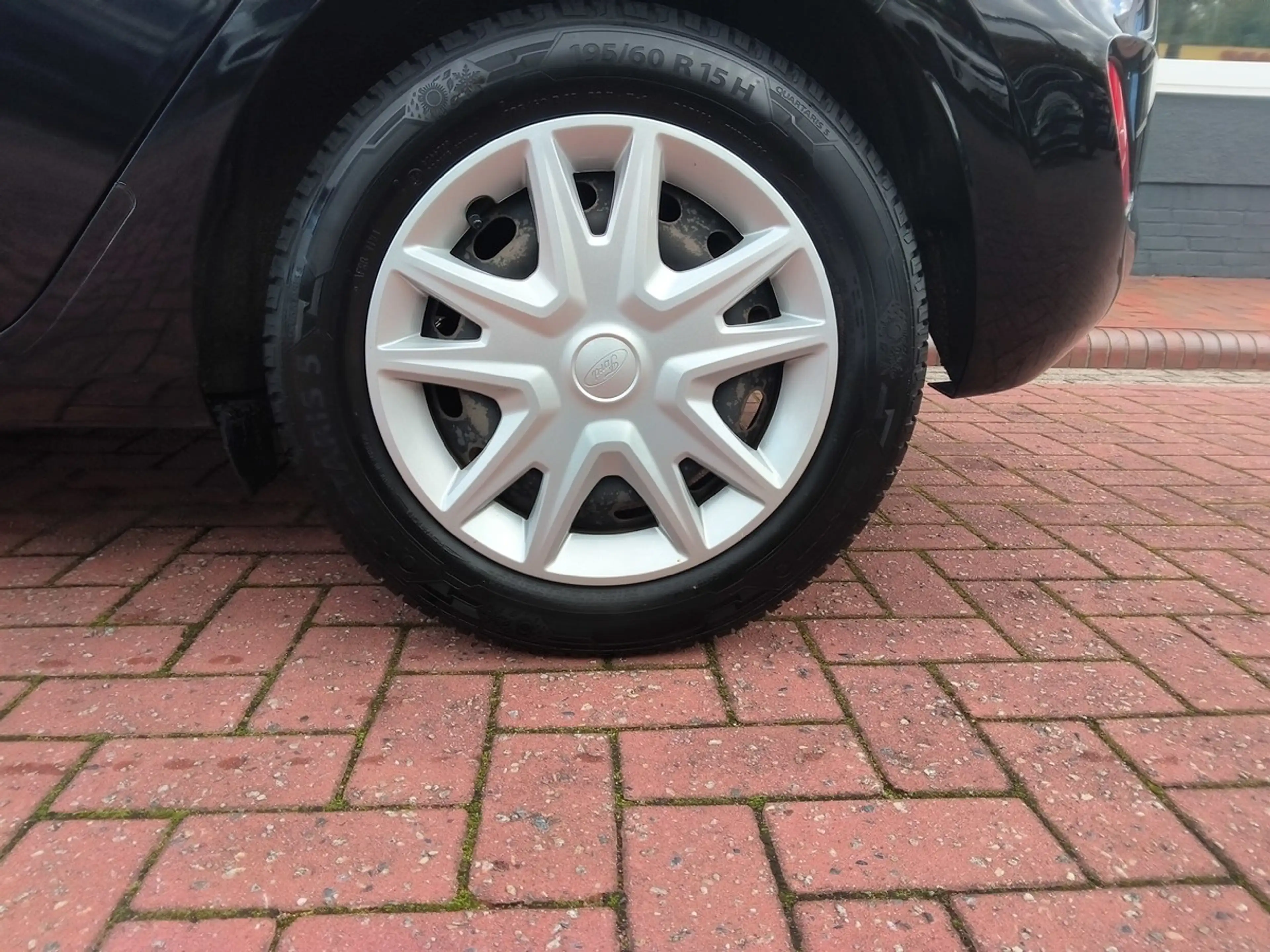 Ford Fiesta Cool&Connect, GJR, Tempomat, — photo 15