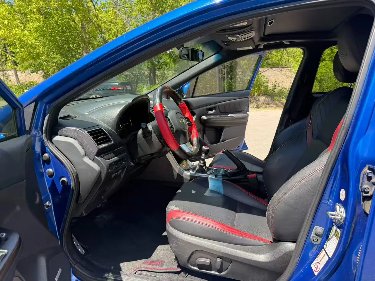 Subaru WRX снимка Subaru WRX