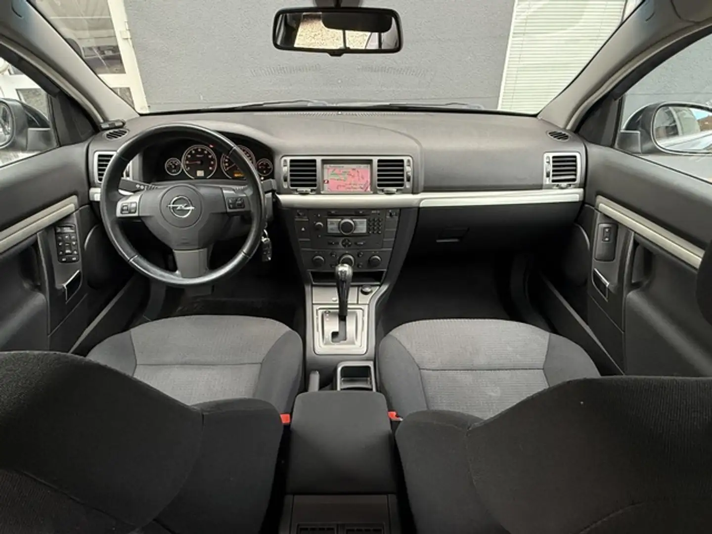 Opel Vectra C Automaik,Klima,Navi,Standheiz,PDC Cosmo Schwarz - 2