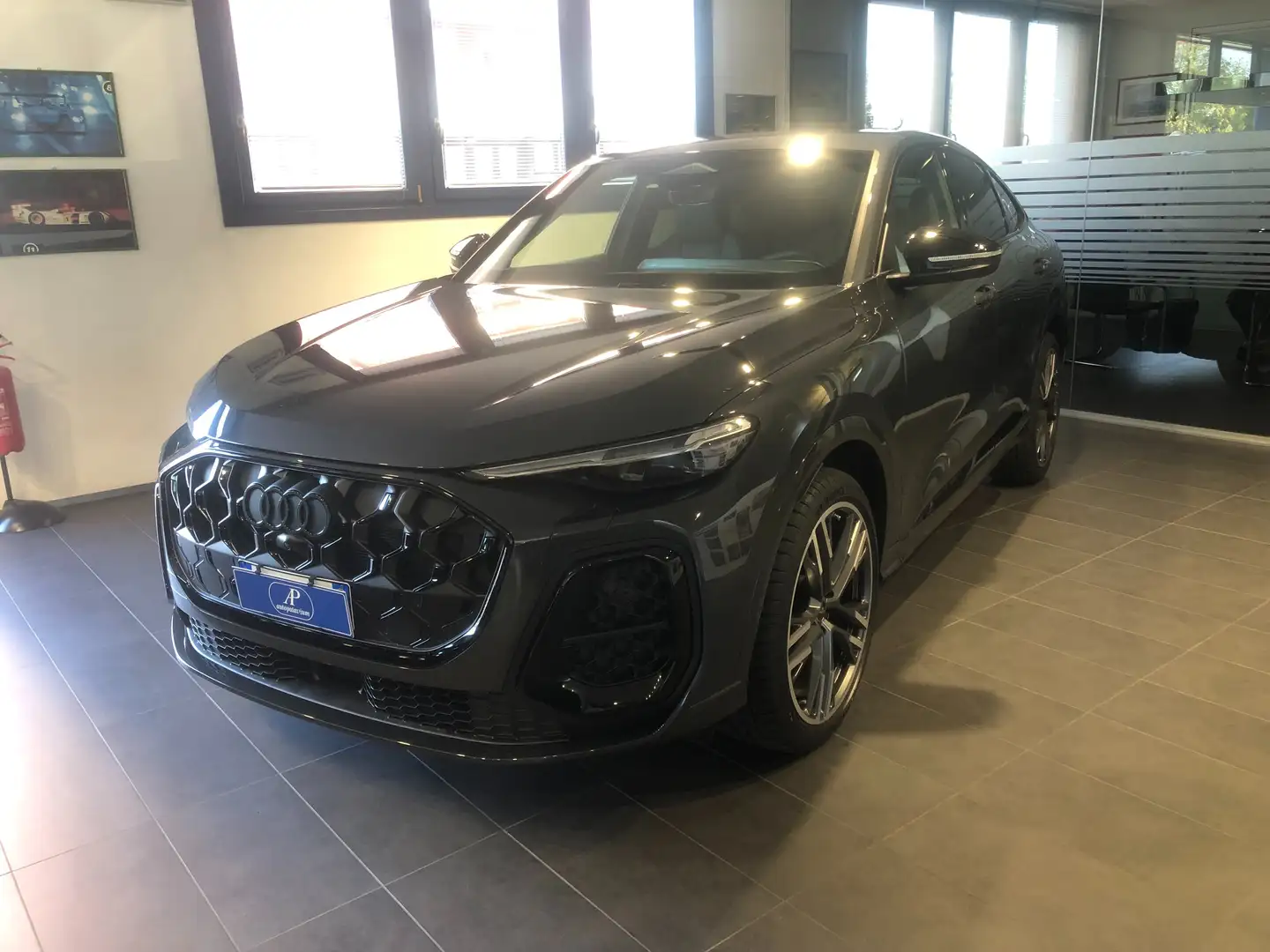 Audi SQ5 Sportback 3.0 tfsi mhev+ Launch edition s-tronic Grigio - 1