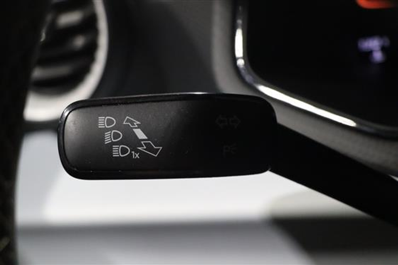 SEAT Ibiza 1.0 MPI STYLE — photo 18