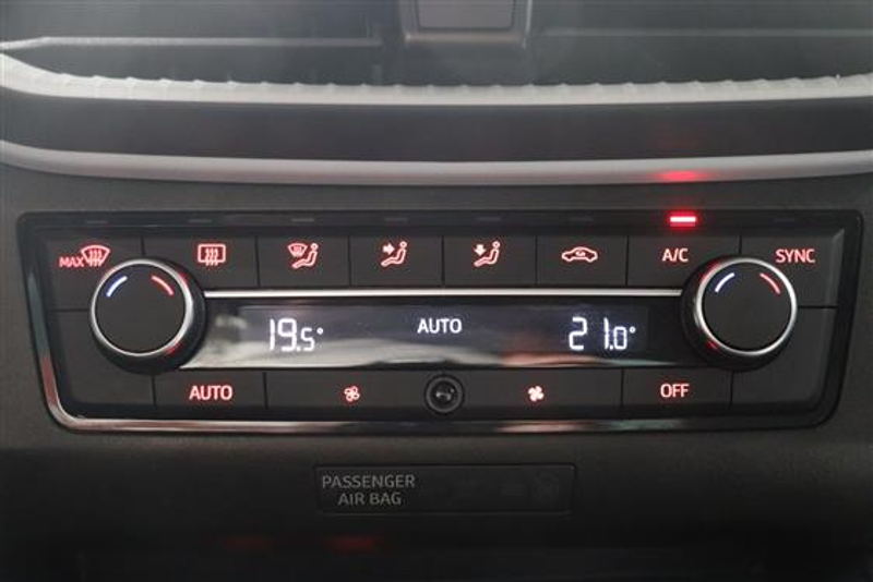SEAT Ibiza 1.0 MPI STYLE — photo 15