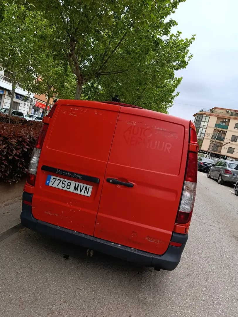 Mercedes-Benz Vito Furgón 115CDI Compacta - 2