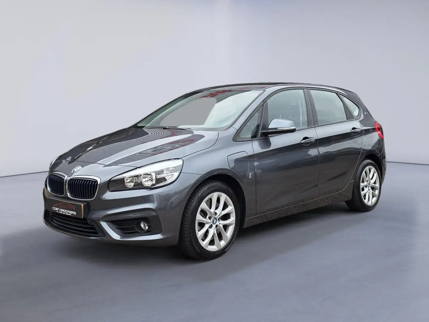 BMW 225 2-serie Active Tourer 225xe iPerformance /Apple Ca Grijs - 1
