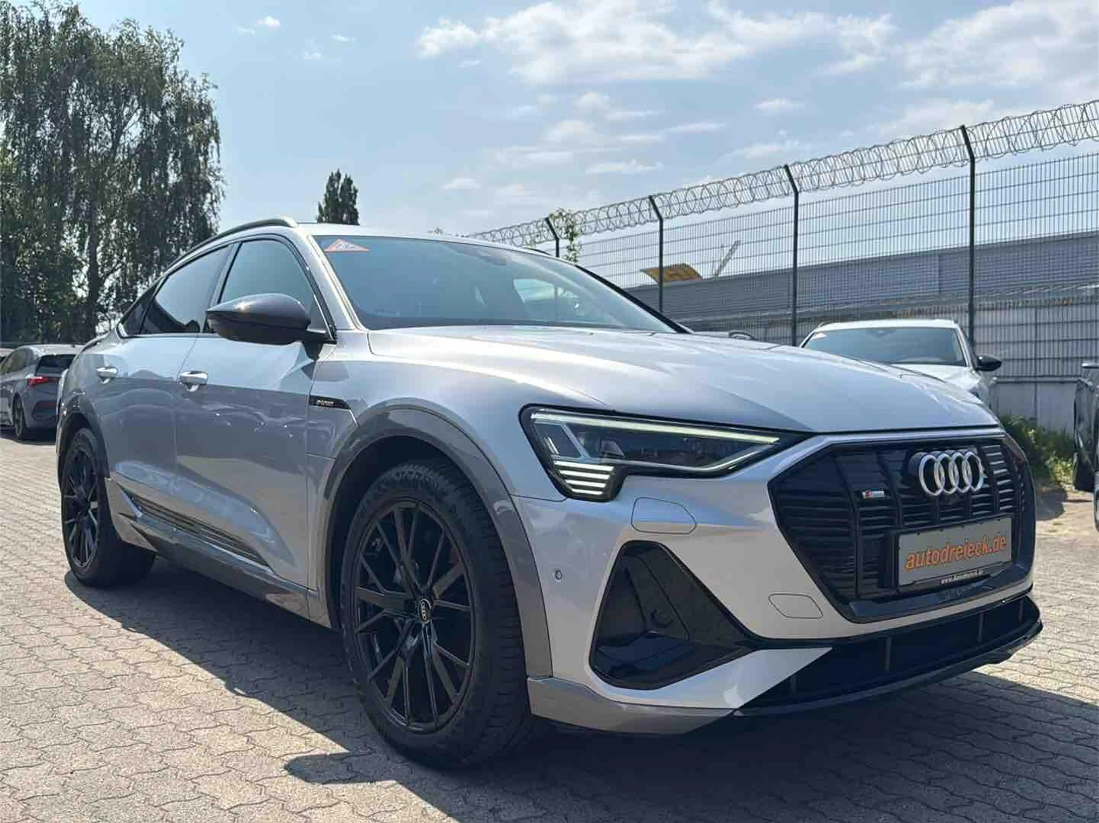 Audi e-tron Sportback 55 2x S line ACC AHK HuD PANO — photo 5