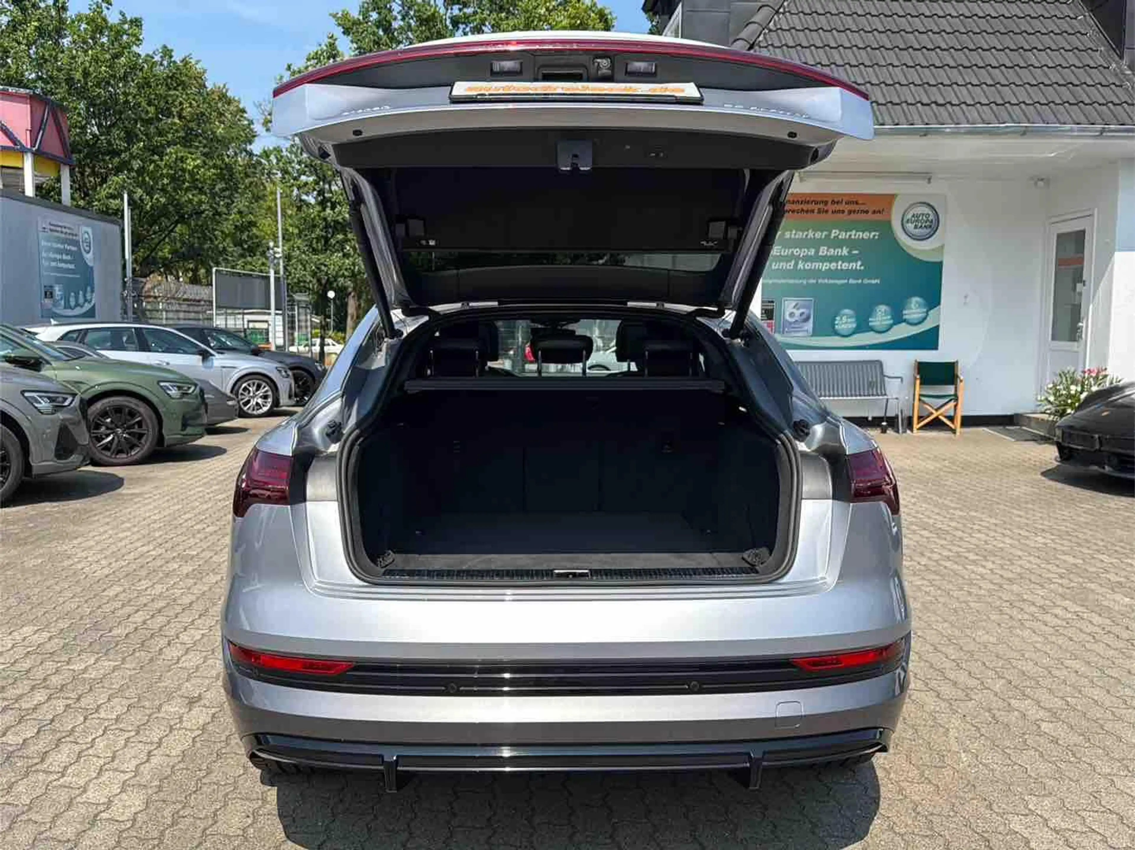 Audi e-tron Sportback 55 2x S line ACC AHK HuD PANO — photo 9