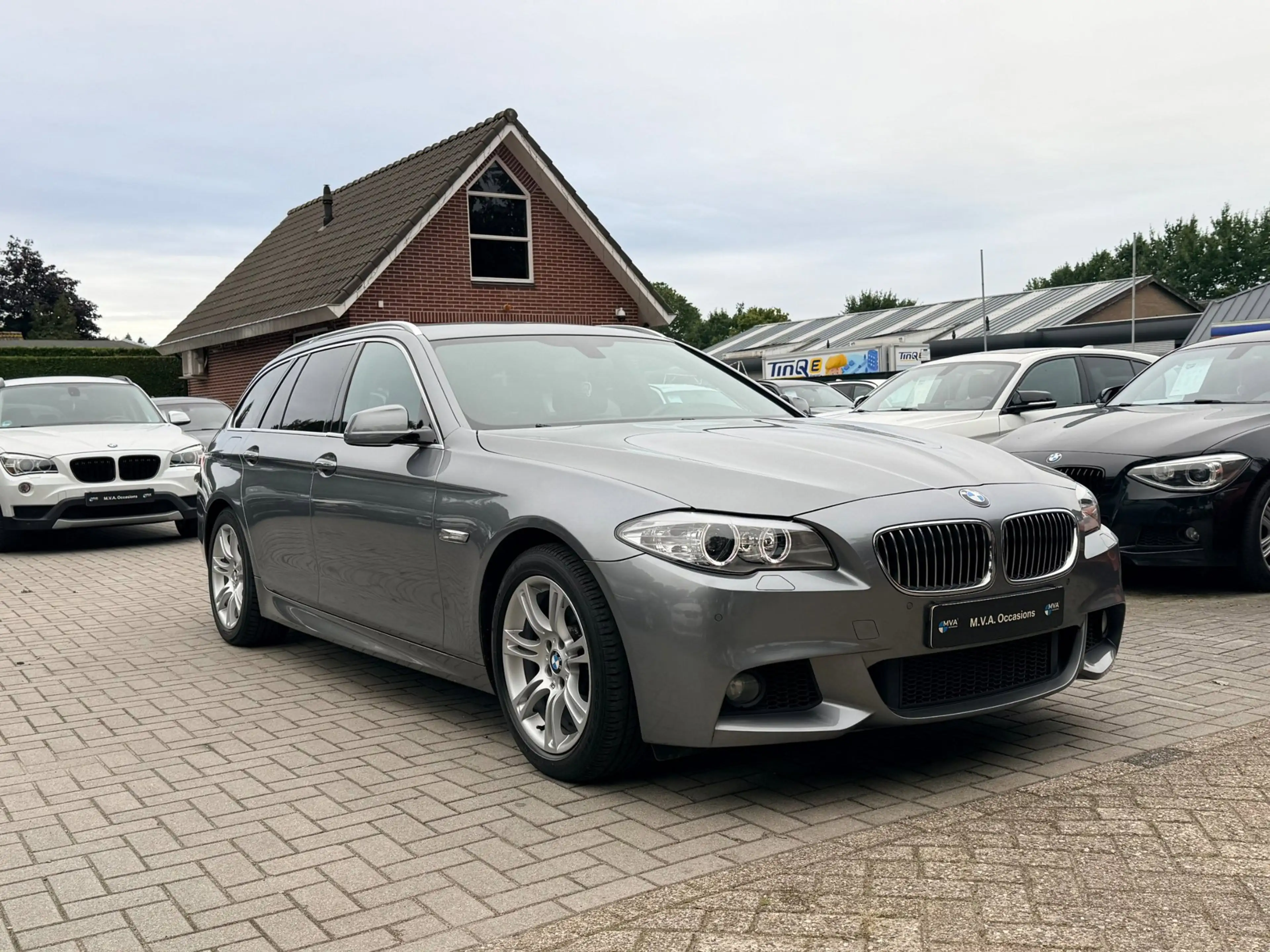 BMW 520 5-serie Touring 520i Executive M Sport. — photo 5