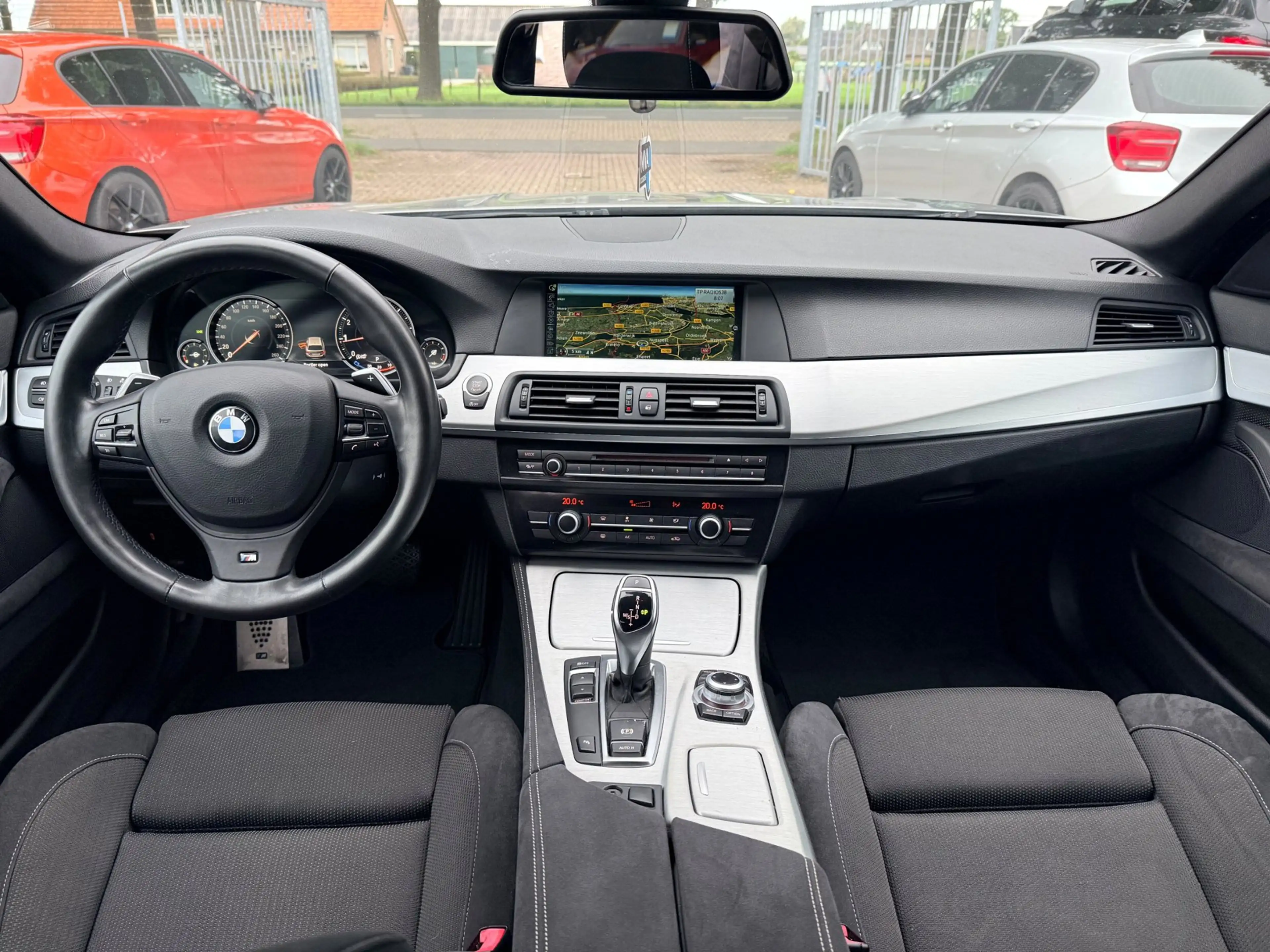 BMW 520 5-serie Touring 520i Executive M Sport. — photo 2