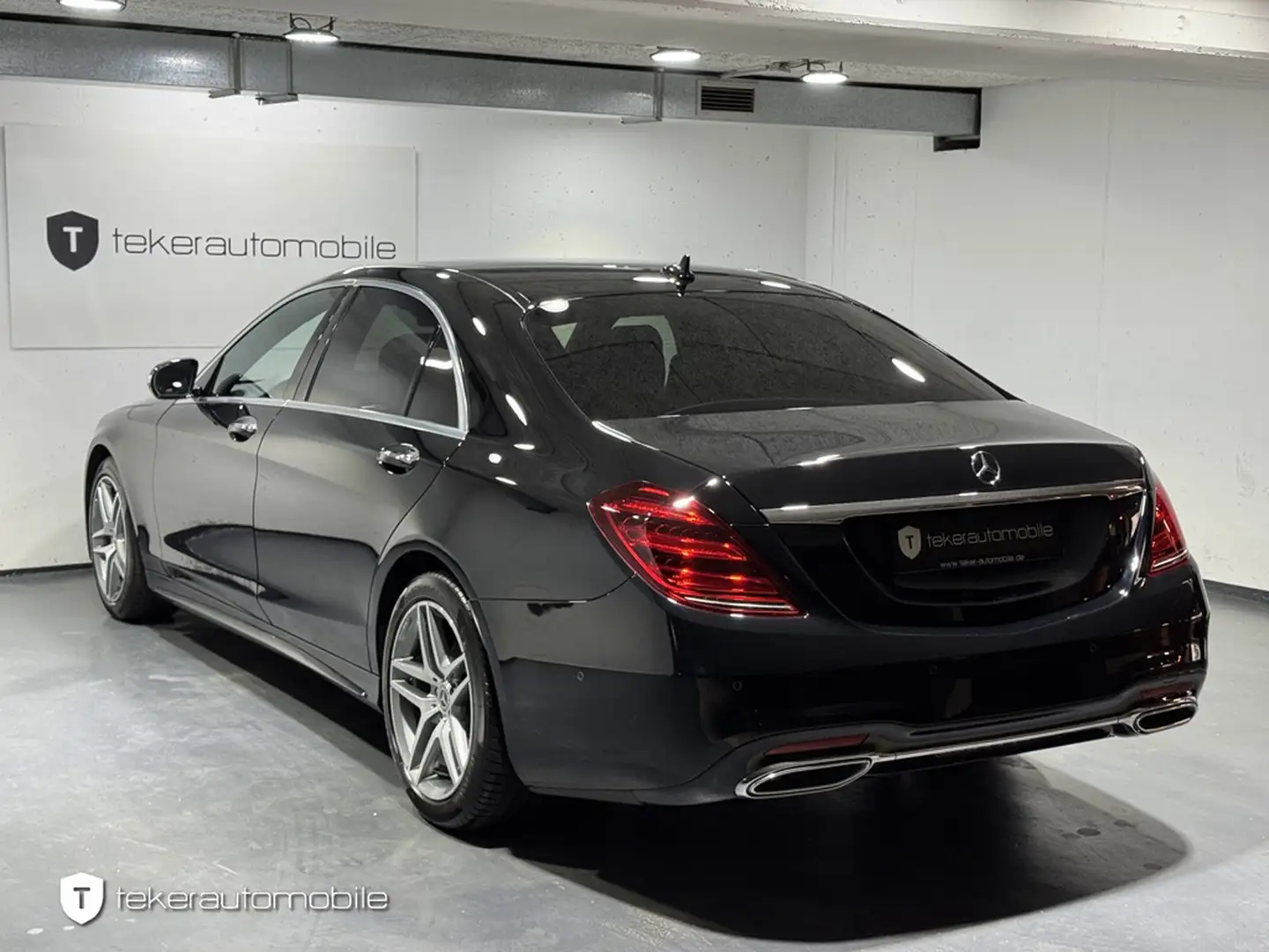 Mercedes-Benz S 400 d 4Matic Lang *AMG Line* Schwarz - 2