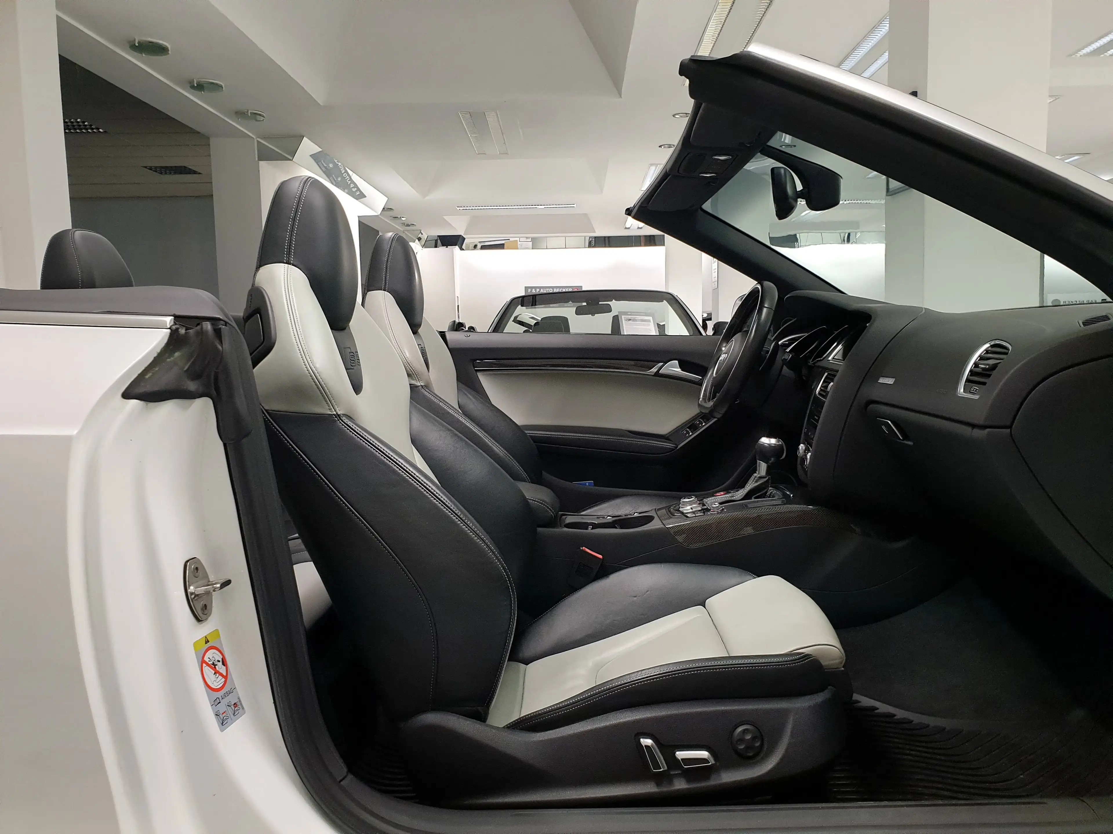 Audi S5 3.0 TFSI Cabrio S Tronic Quattro 2.Hand Scheckheft — photo 14