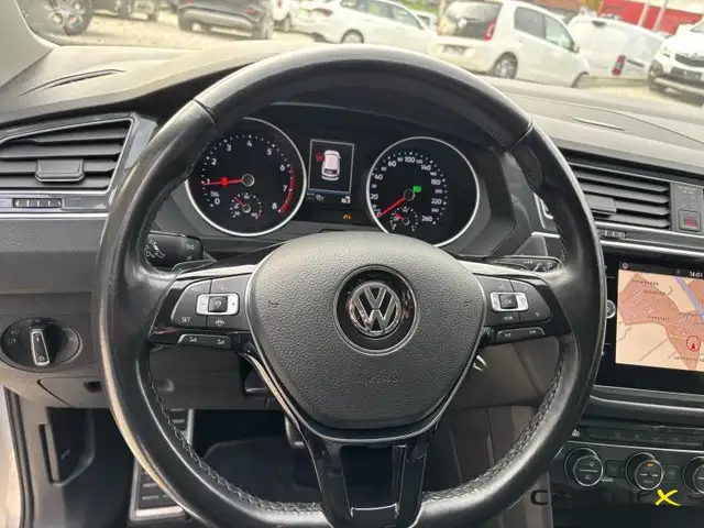 Volkswagen Tiguan view 16