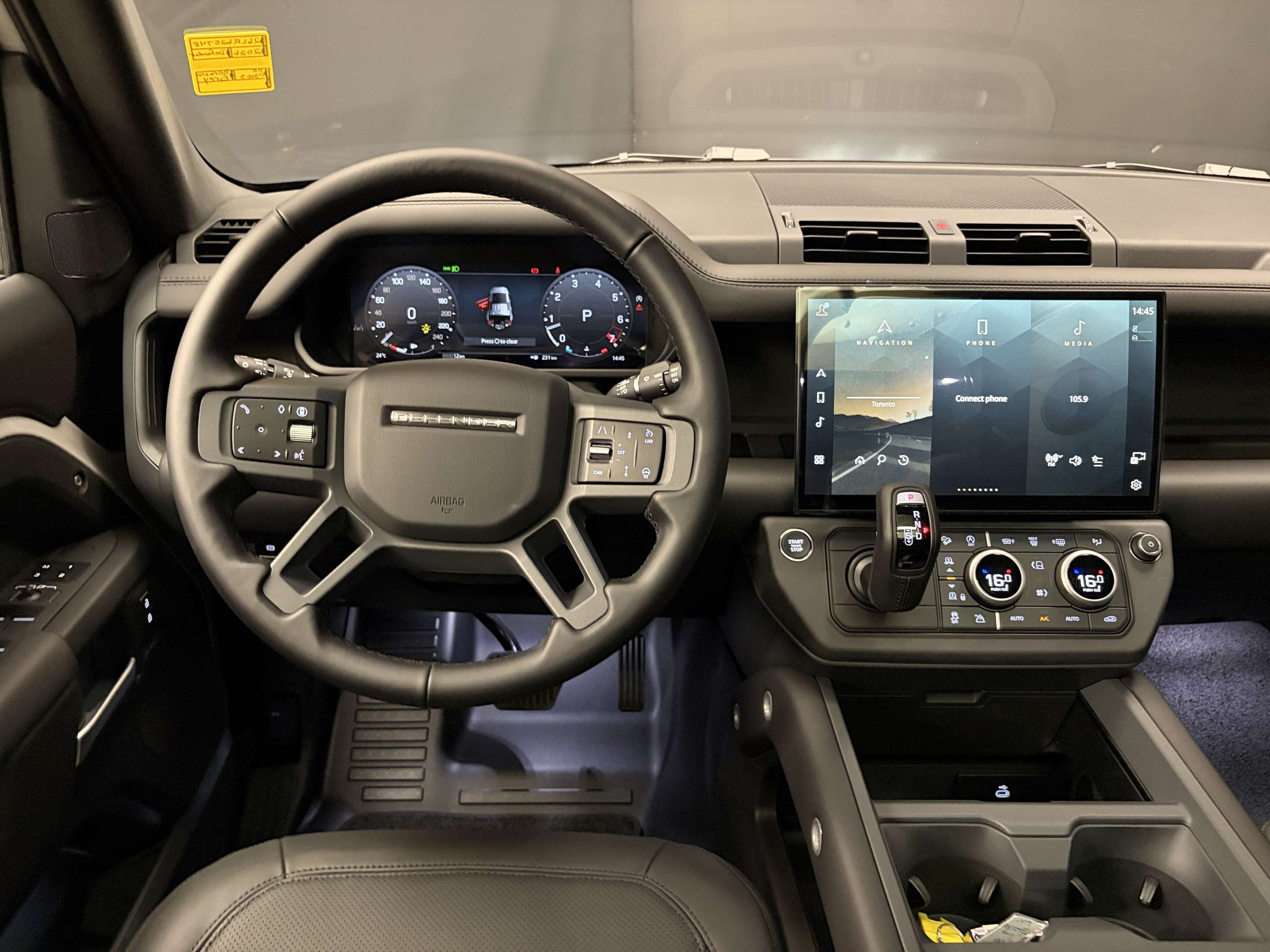 2026 Land Rover Defender S thumb 13