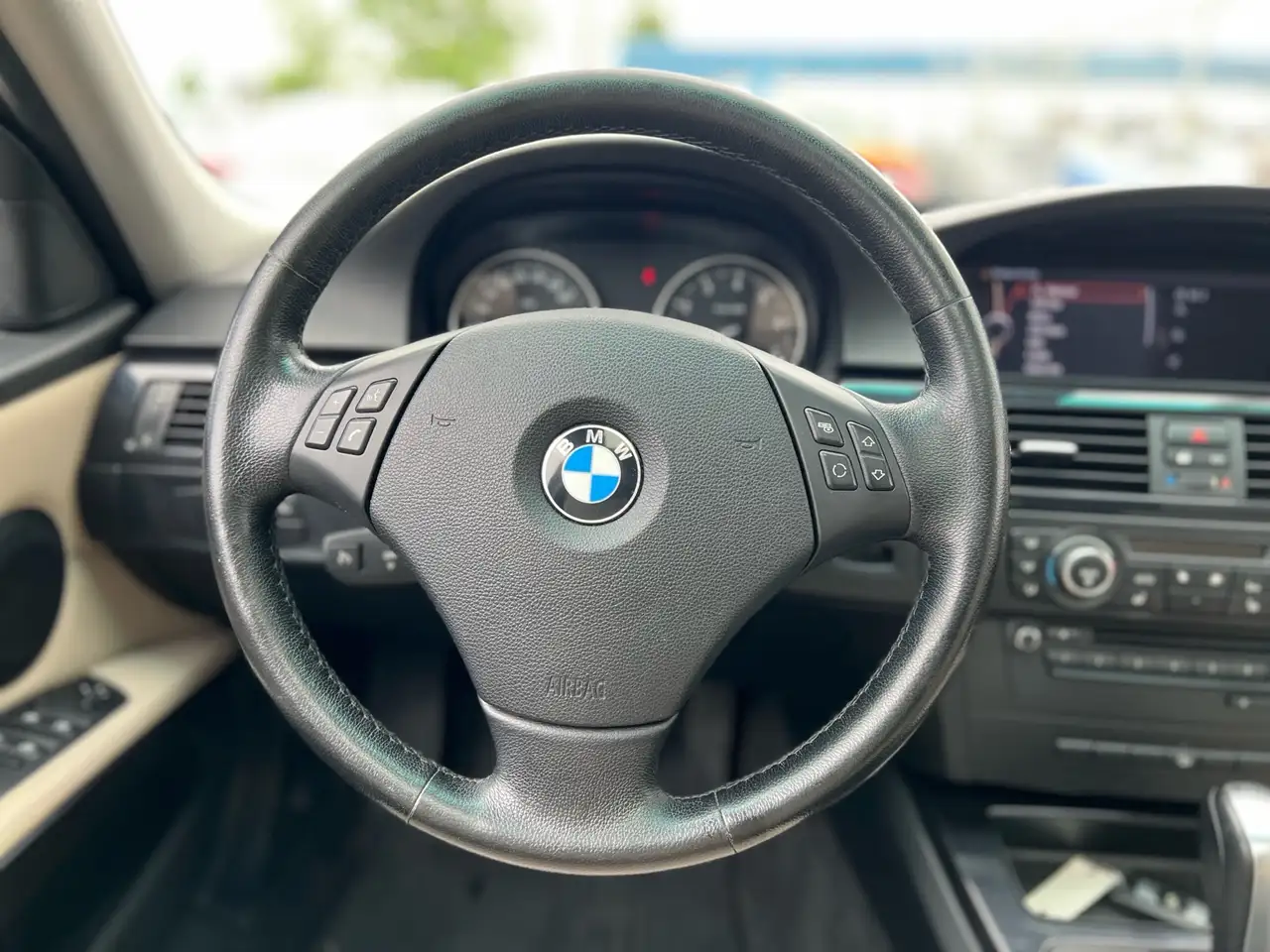 BMW 3 Series photo BMW 3 Series