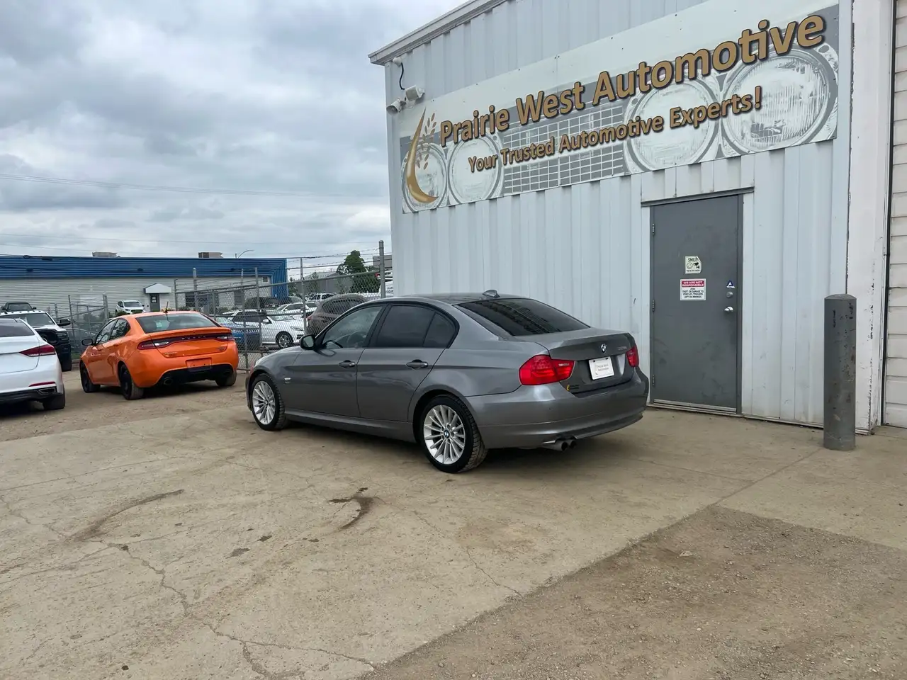 BMW 3 Series photo BMW 3 Series