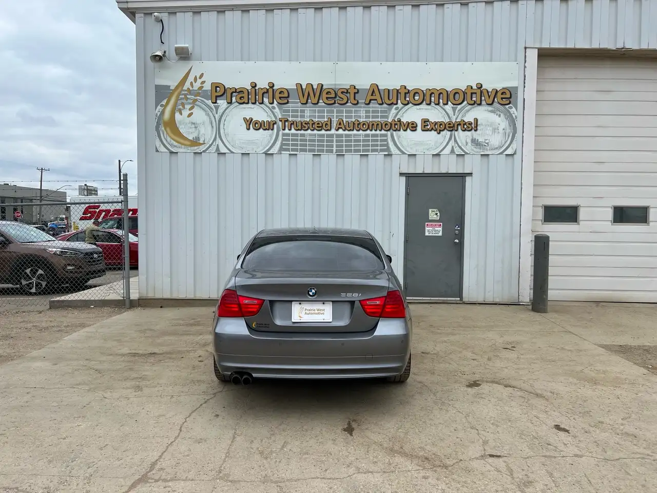 BMW 3 Series photo BMW 3 Series