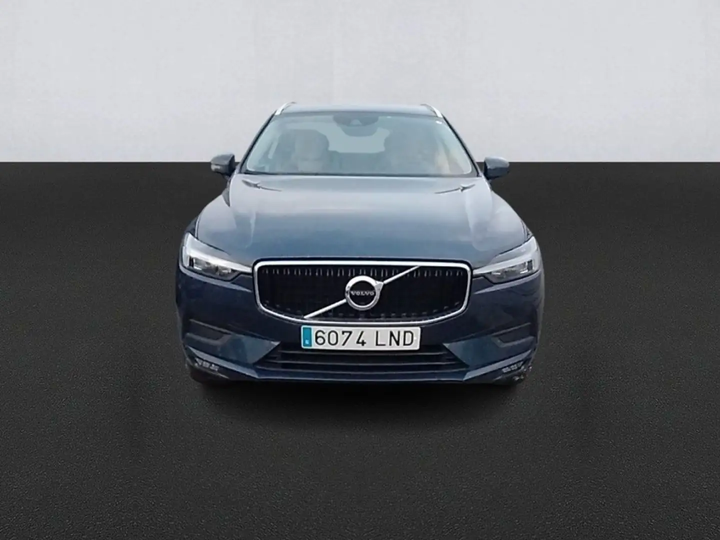 Volvo XC60 2.0 B4 D Momentum Pro Auto Azul - 2