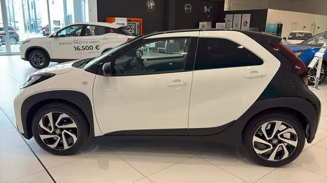 Toyota Aygo X 1.0B (72 CV) Trend
