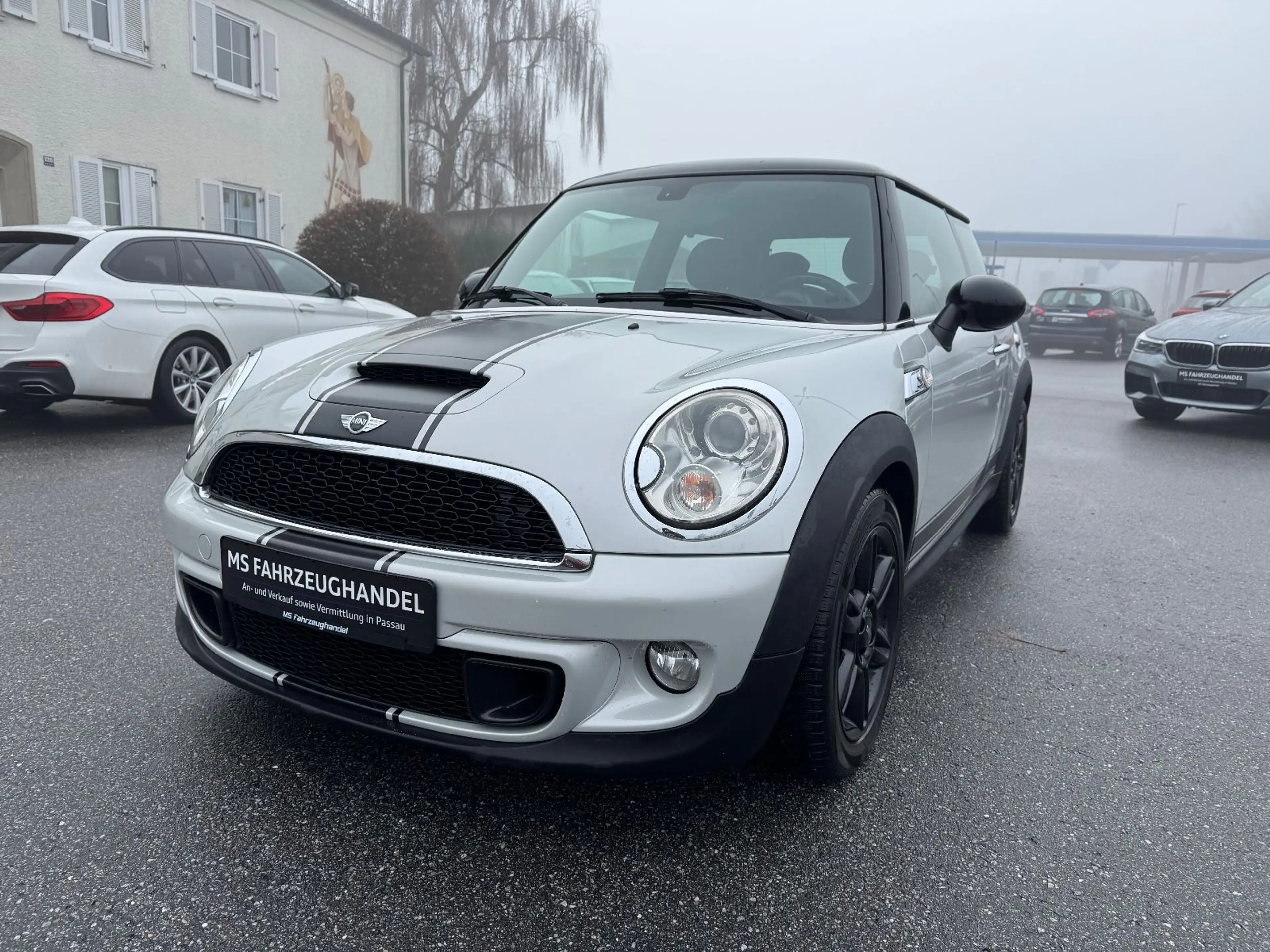 MINI Cooper S COOPER S Automatik *TÜV 03/28*Klima*8fach* — photo 3
