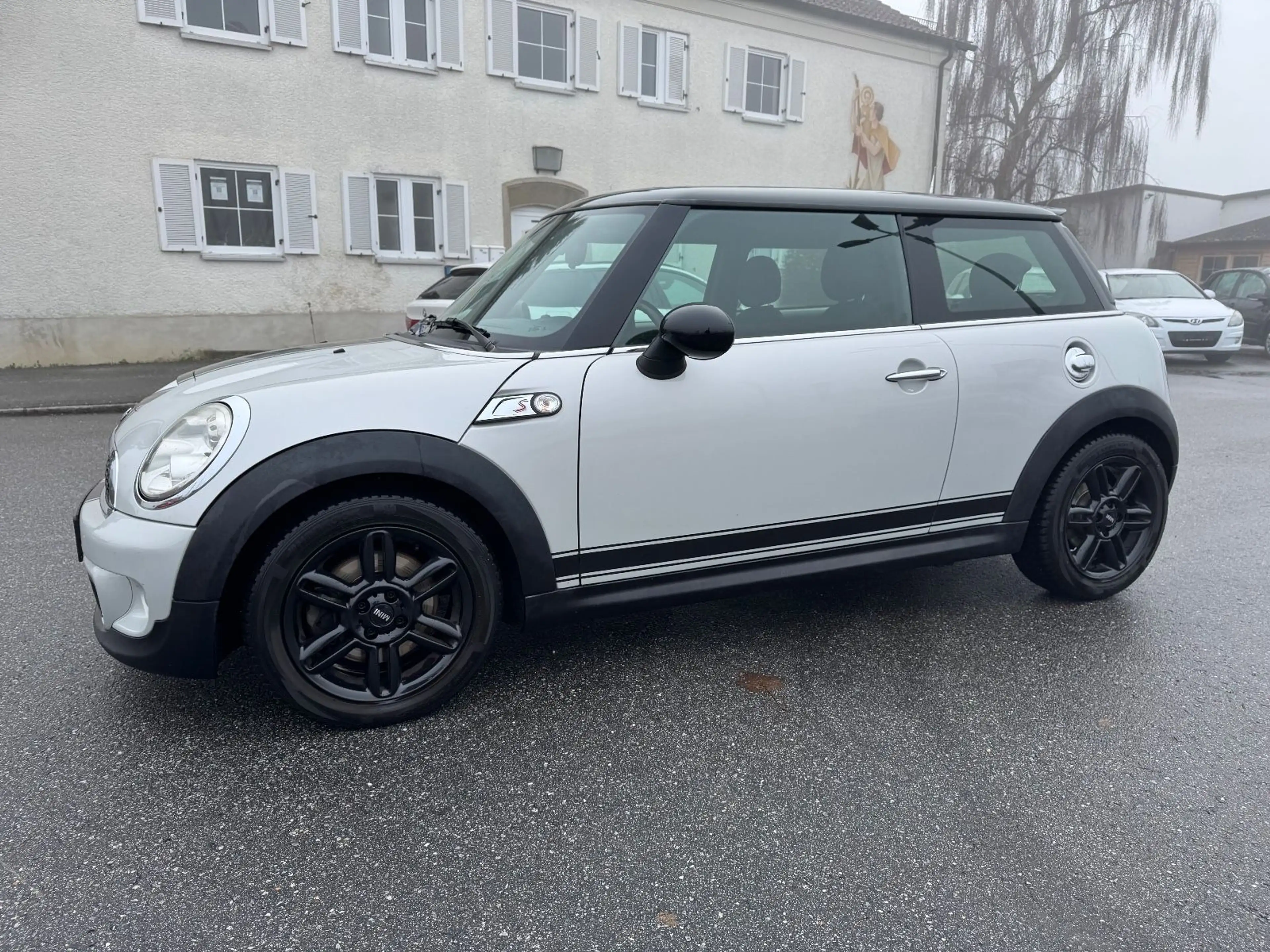 MINI Cooper S COOPER S Automatik *TÜV 03/28*Klima*8fach* — photo 5