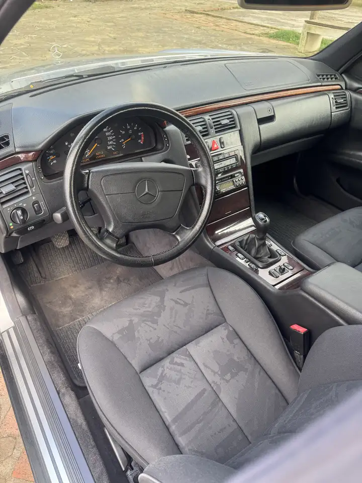 Mercedes-Benz E 250 td Elegance, foto 5