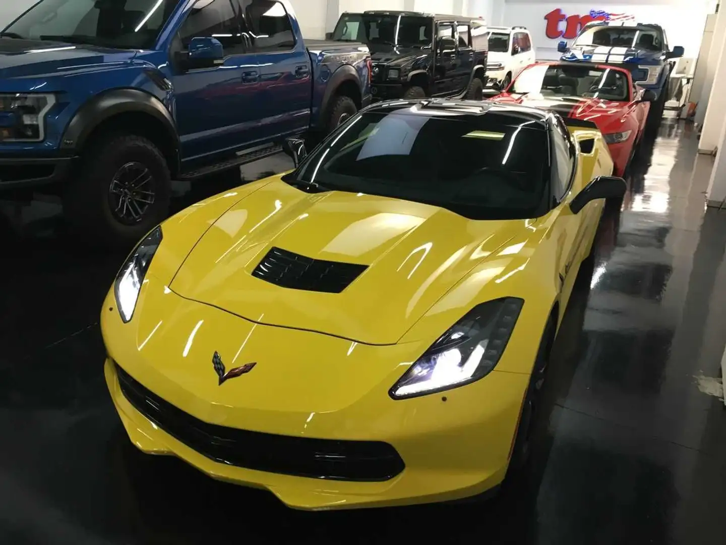 Chevrolet Corvette Z51 Jaune - 1