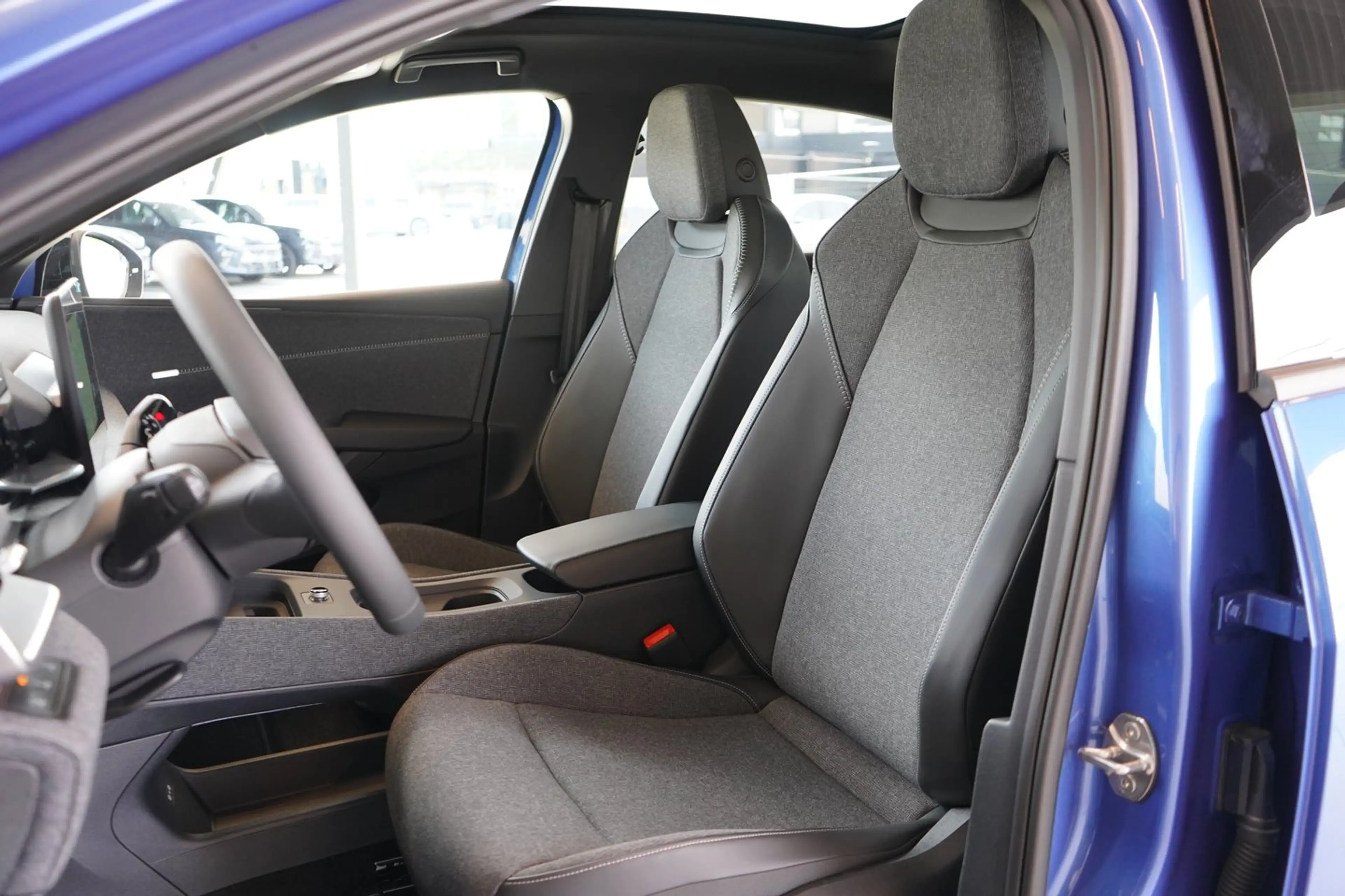 Volkswagen ID. Polo VW ID. Polo Style Edition+ 155 kW - 52 kWh — photo 5