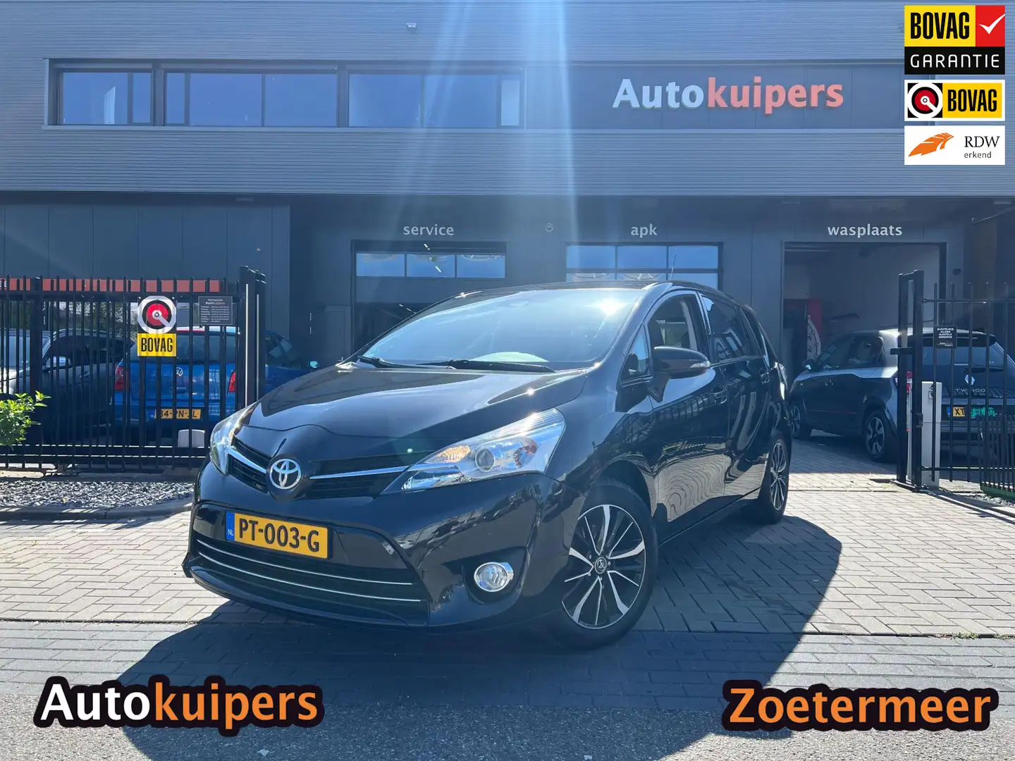 Toyota Verso 1.8 VVT-i SkyView Edition | Camera, navigatie, pan Černá - 1