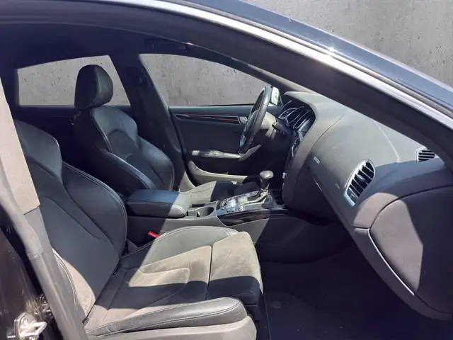 Audi A5 view 12