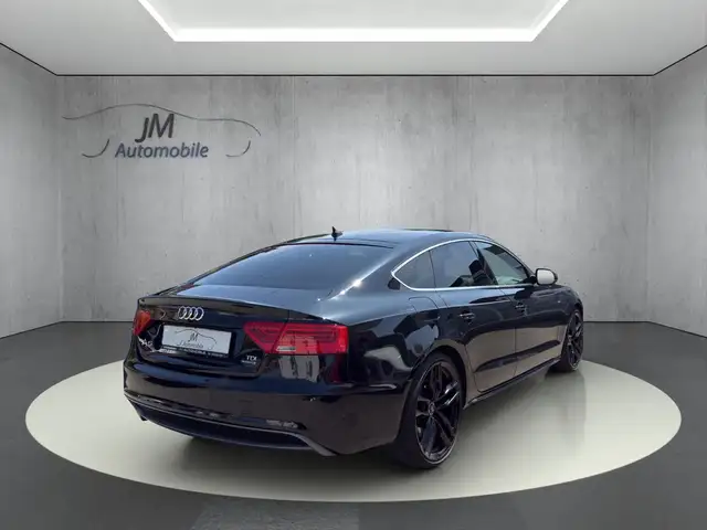 Audi A5 view 7
