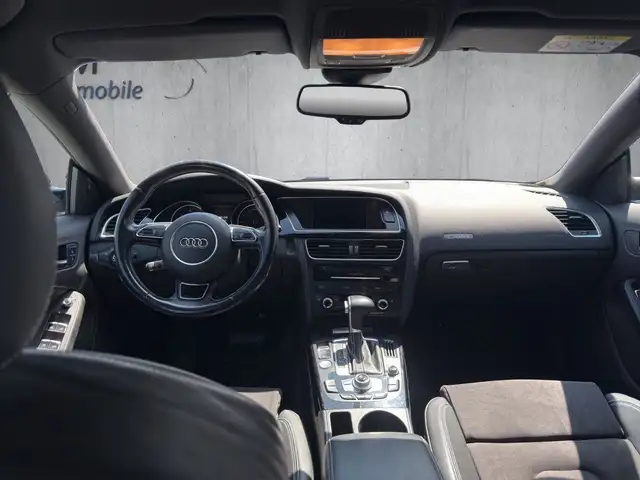 Audi A5 view 14