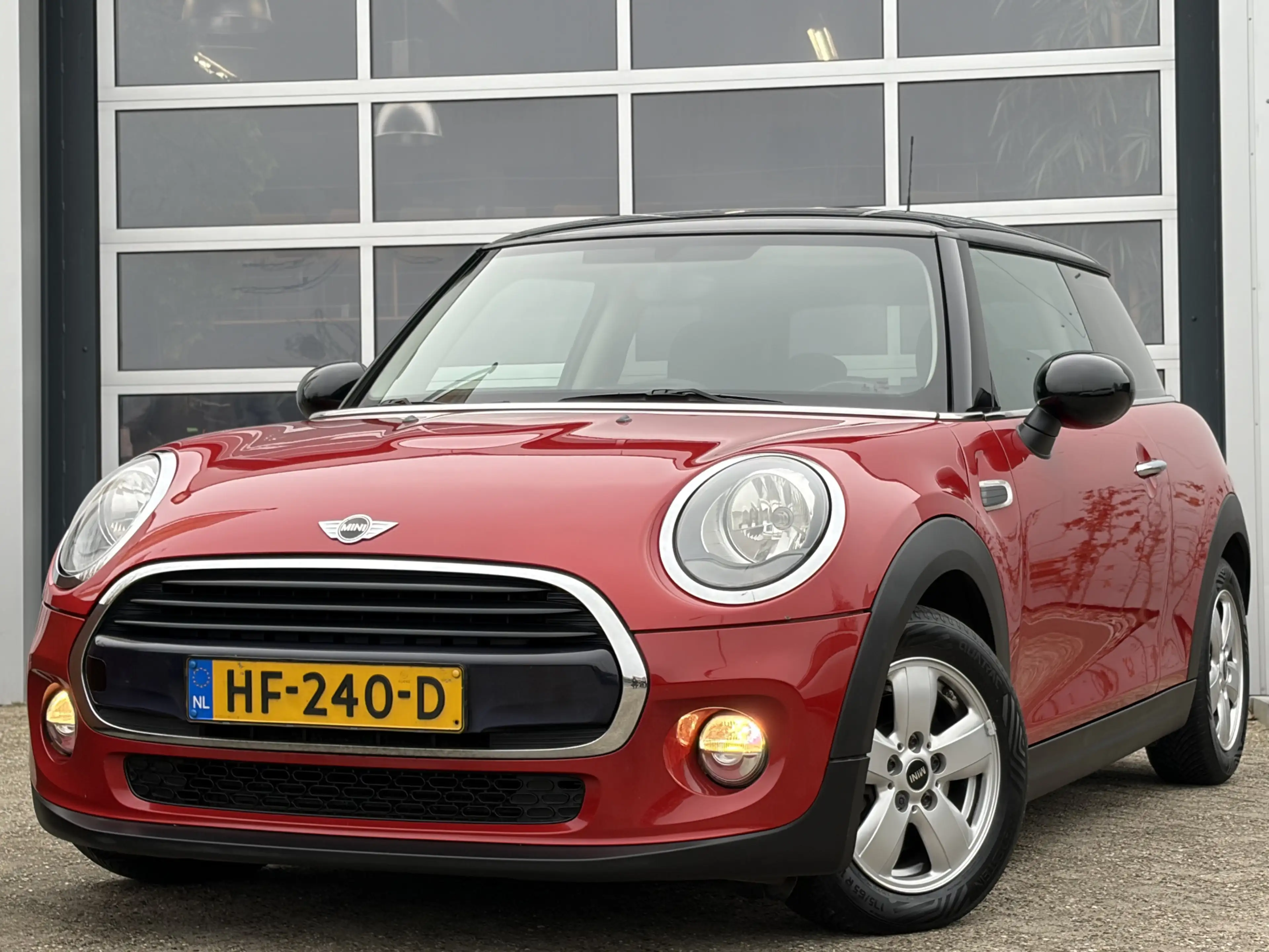 MINI Cooper Mini 1.5 Business 136pk | Nieuwe apk | Dealer onde
