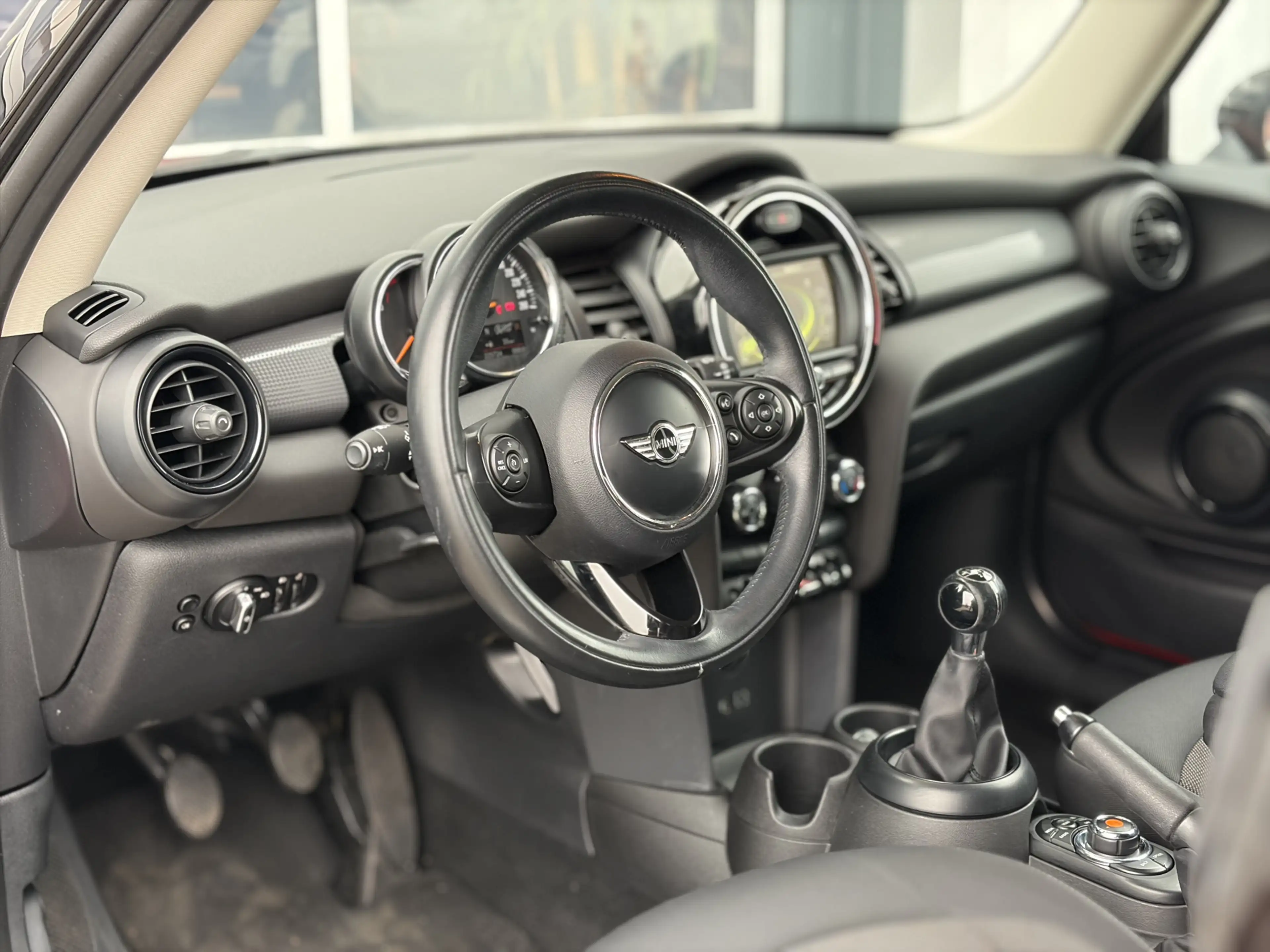 MINI Cooper Mini 1.5 Business 136pk | Nieuwe apk | Dealer onde — photo 9