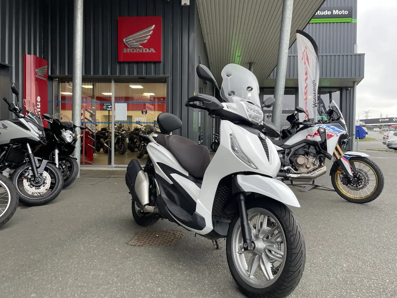 Piaggio Beverly 400