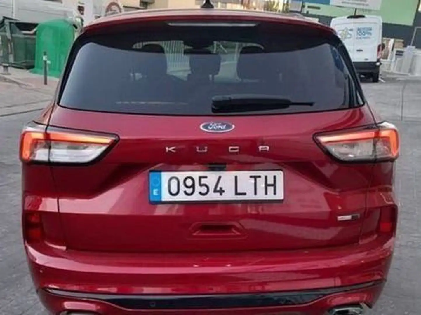 Ford Kuga 2.0 EcoBlue MEHV ST-Line X FWD 150 Rojo - 2