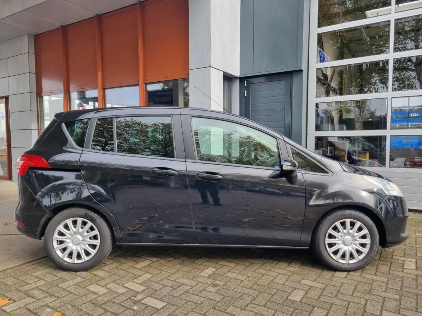 Ford B-Max 1.0 ECOBOOST STYLE Zwart - 2