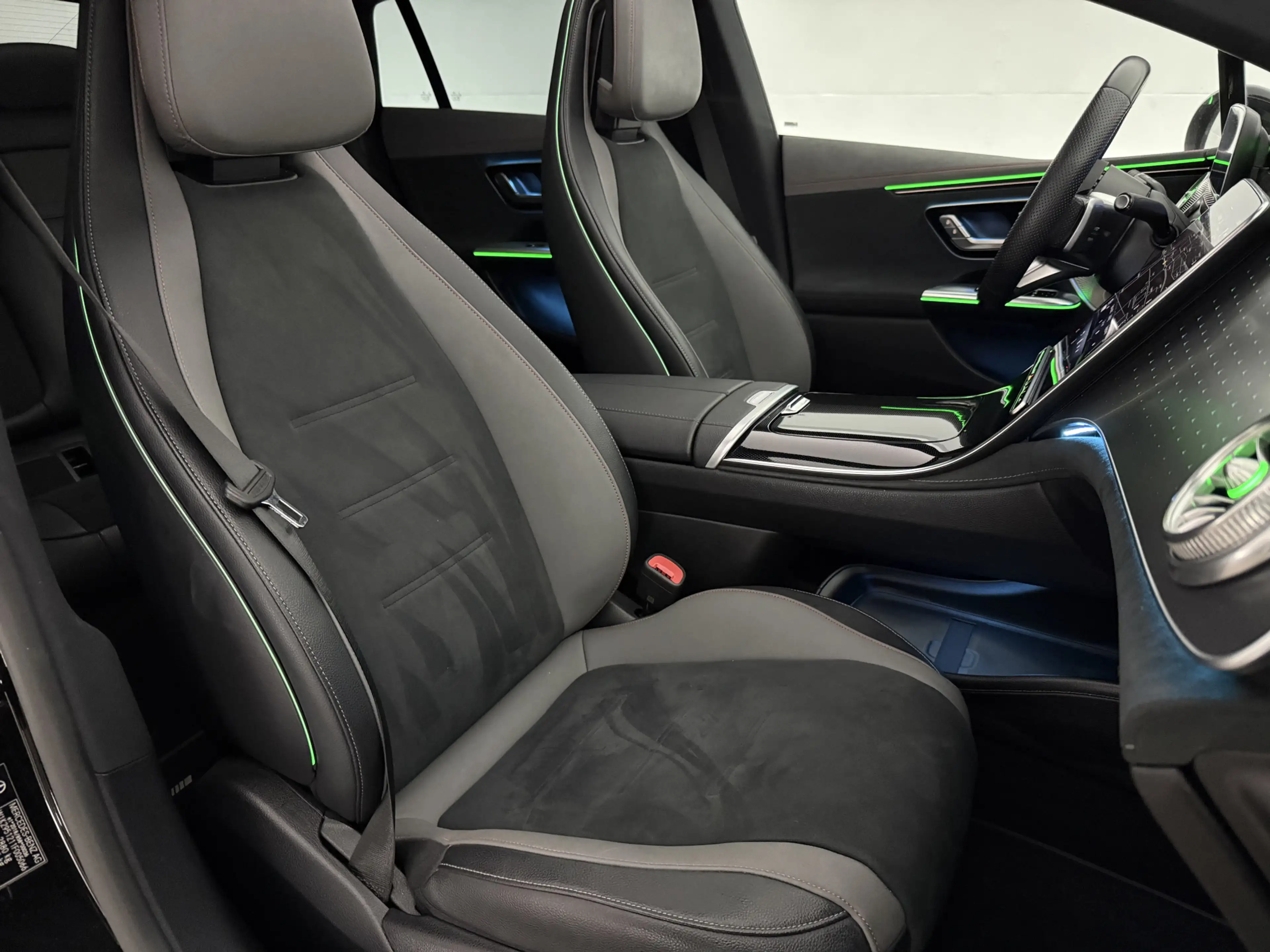 Mercedes-Benz EQE 350 350+ Launch Edition AMG Line 91 kWh | Snelladen | — photo 18