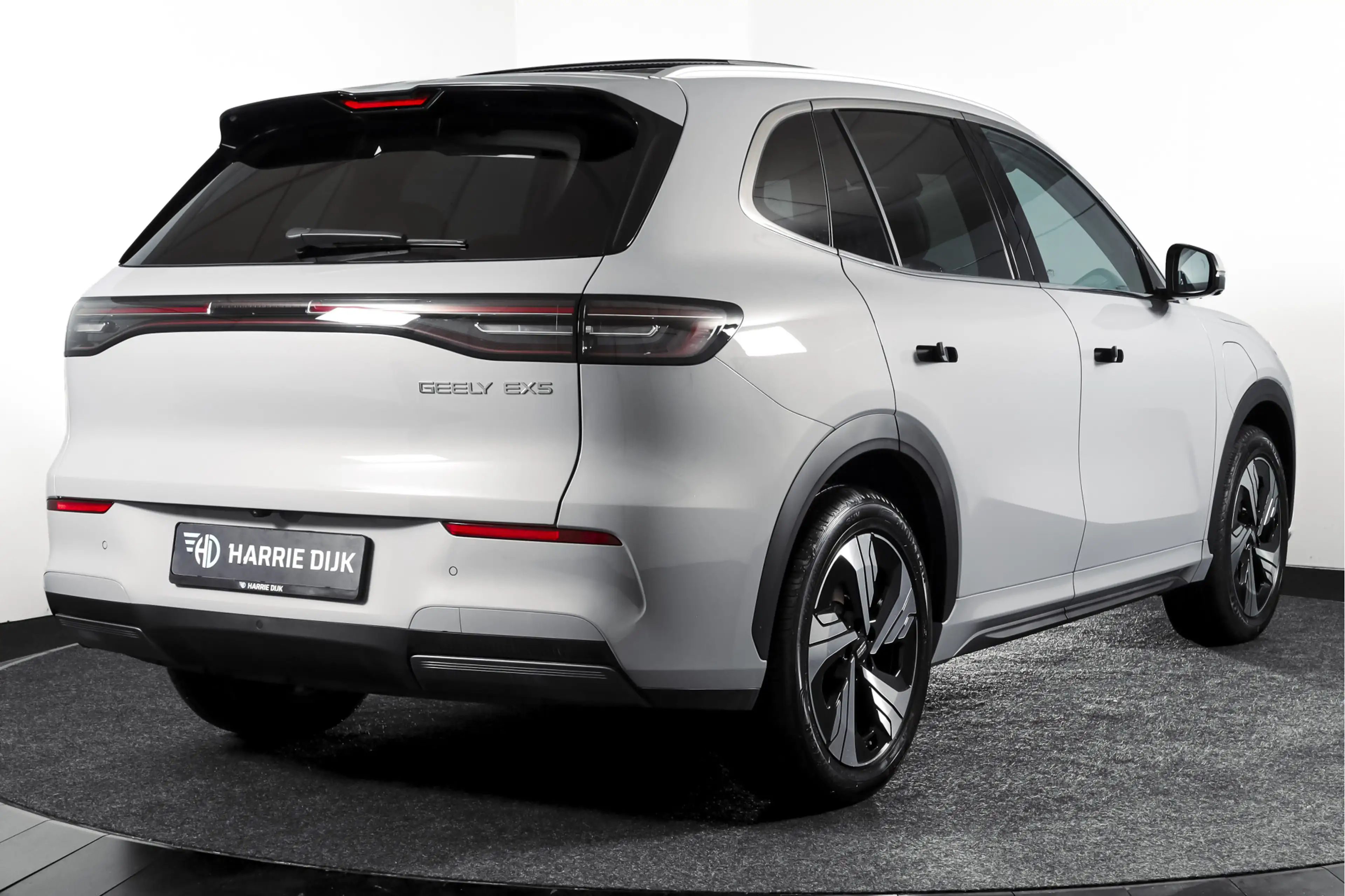 Geely E5 Max+ 68 kWh | Pano | 360 Camera | V2L | Warmtepomp — photo 2