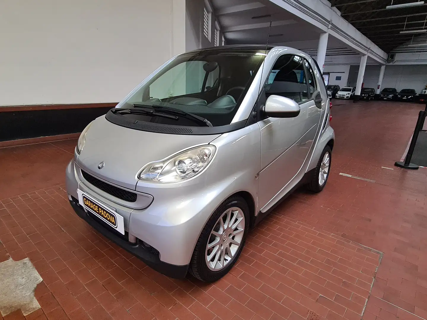 smart forTwo Fortwo II 2008 1.0 Pure 71cv Gris - 2