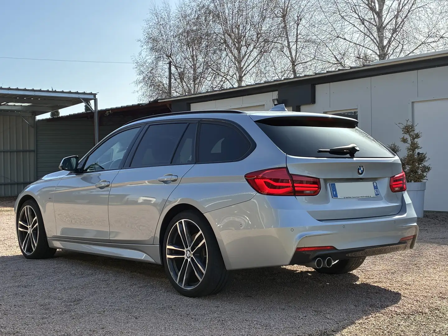 BMW 320 Touring 320d xDrive 190 ch BVA8 M Sport Grau - 1