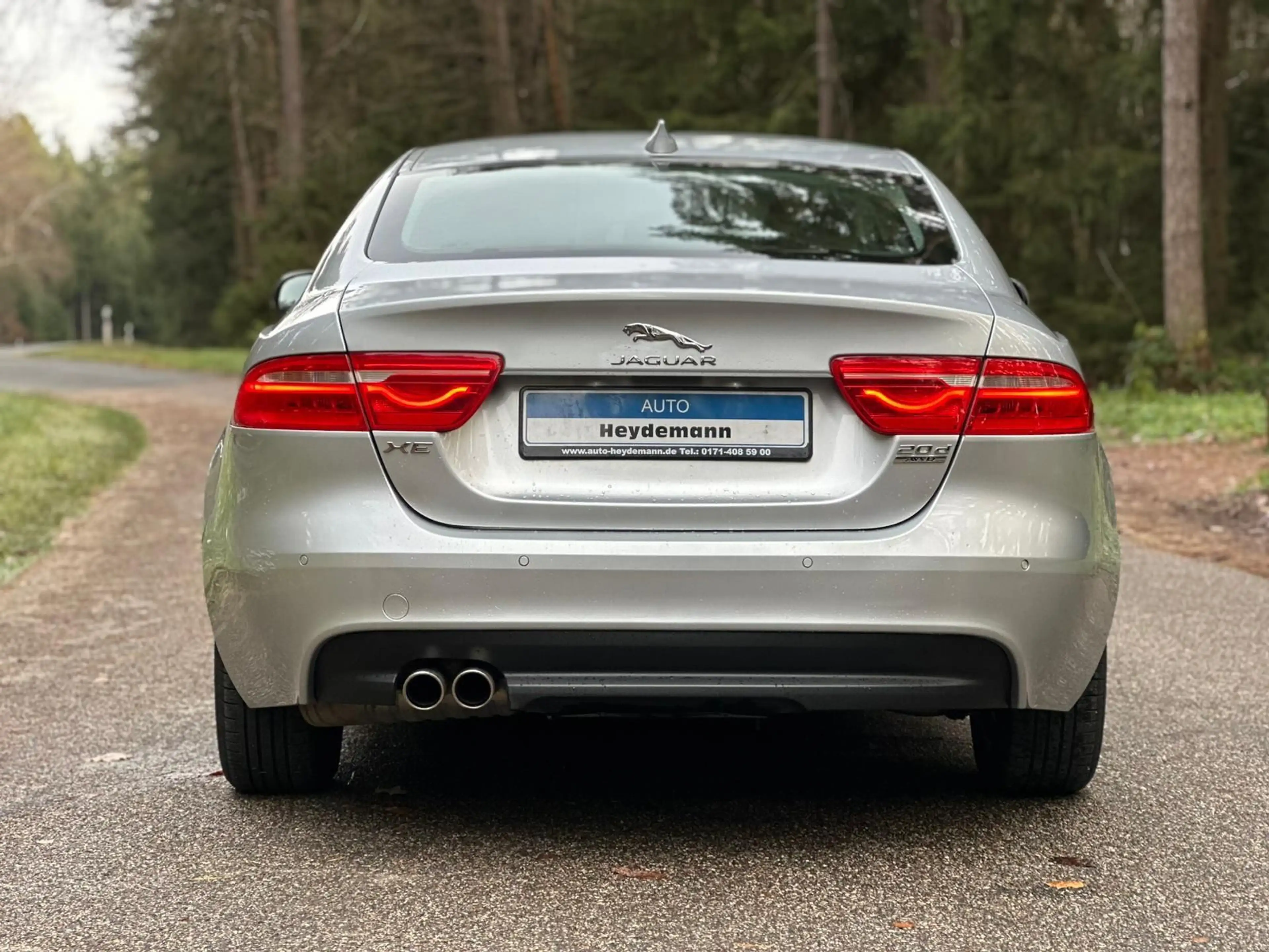Jaguar XE Portfolio AWD PDC — photo 7