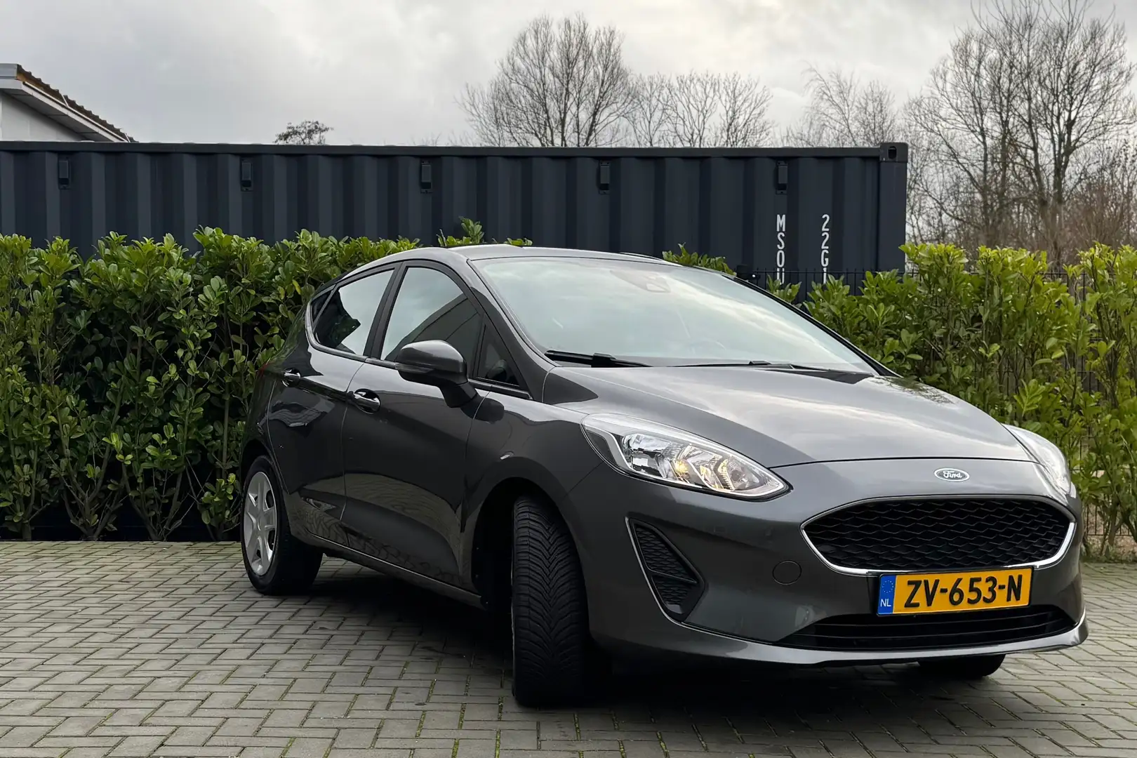 Ford Fiesta 1.1 Trend incl. 1 jaar Autotrust garantie Gris - 2