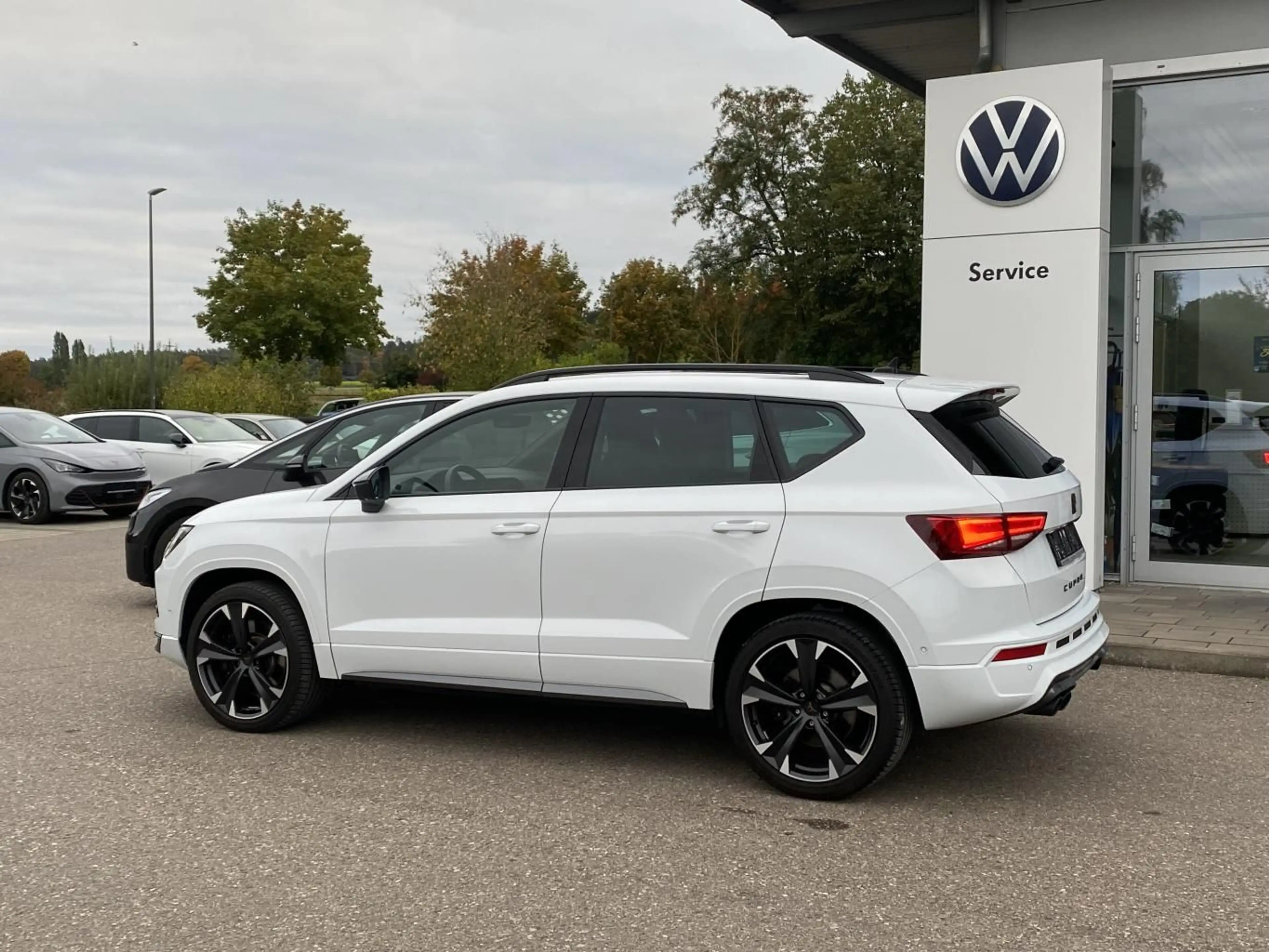 CUPRA Ateca 2.0 TSI DSG 4-DRIVE PANORAMA+AHK+SUPER-SPO — photo 3