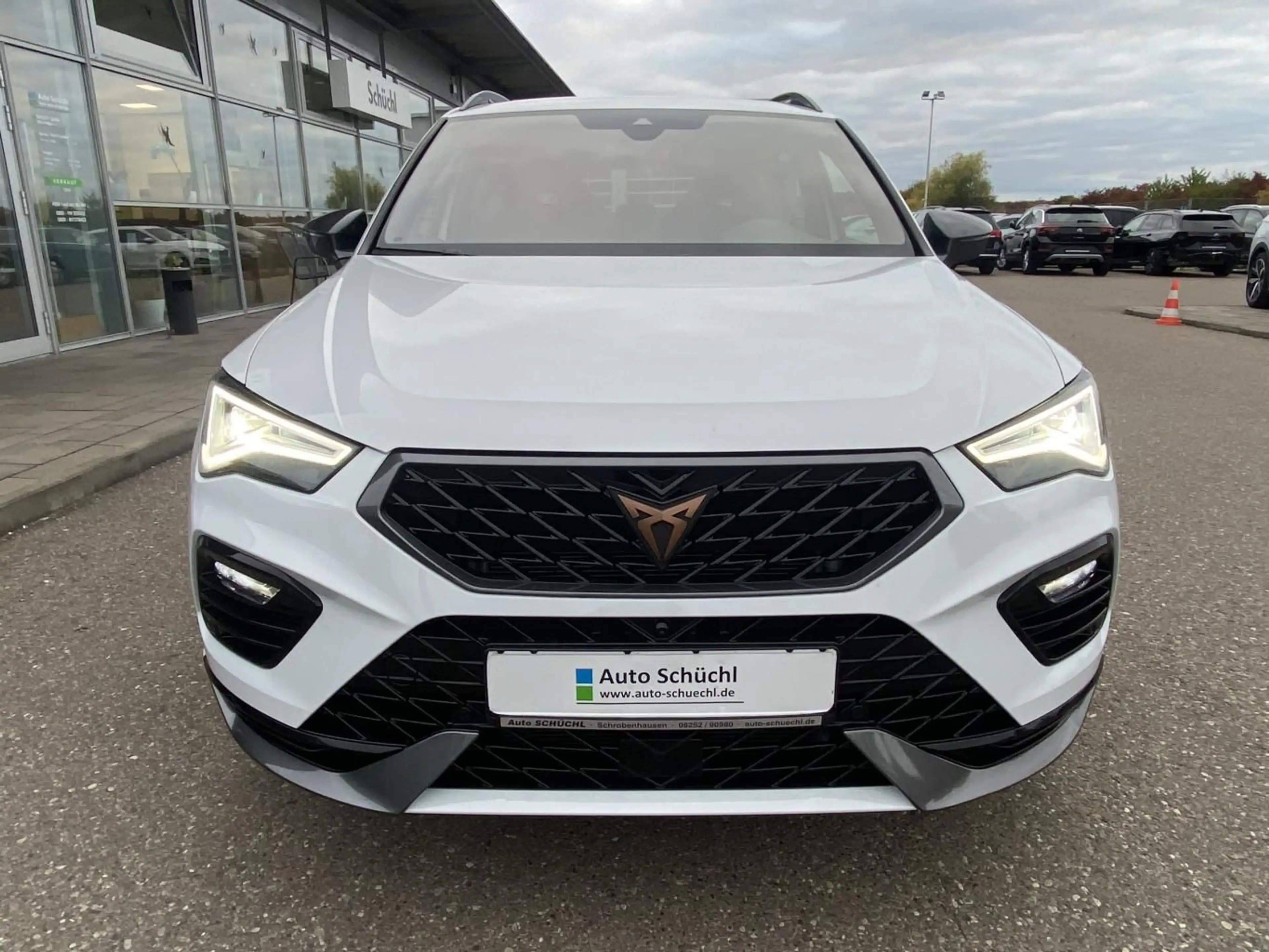 CUPRA Ateca 2.0 TSI DSG 4-DRIVE PANORAMA+AHK+SUPER-SPO — photo 8