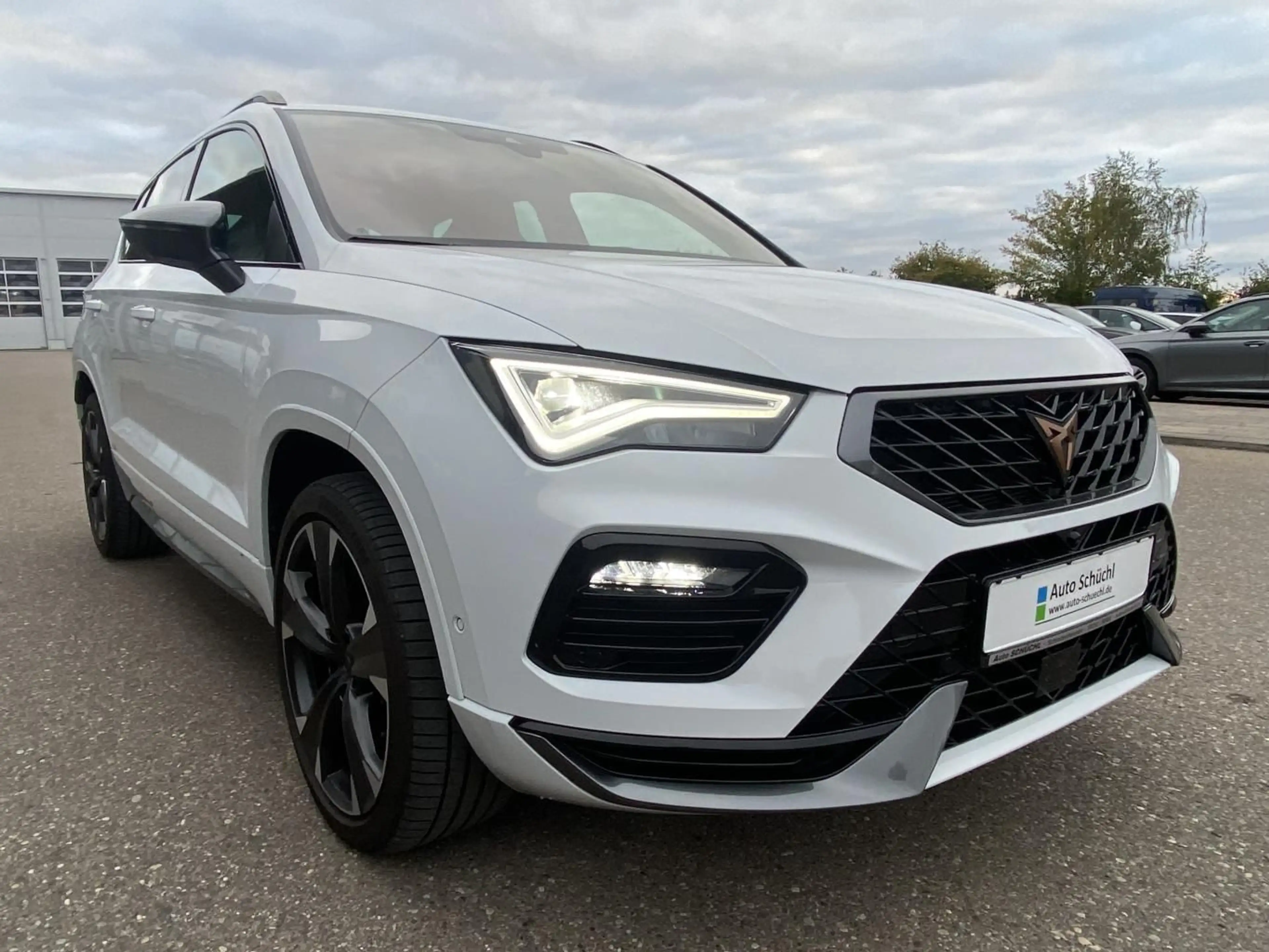 CUPRA Ateca 2.0 TSI DSG 4-DRIVE PANORAMA+AHK+SUPER-SPO — photo 7