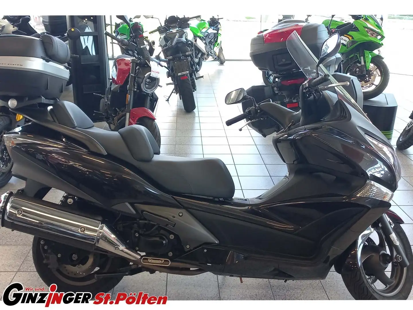 Honda SW-T 400 Negro - 1