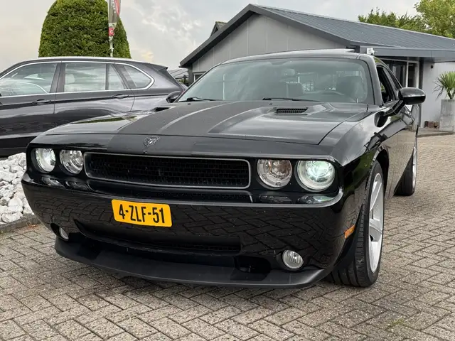 Dodge Challenger 6.1 SRT8 2010 Zwart Schuifdak Youngtimer 59.000KM