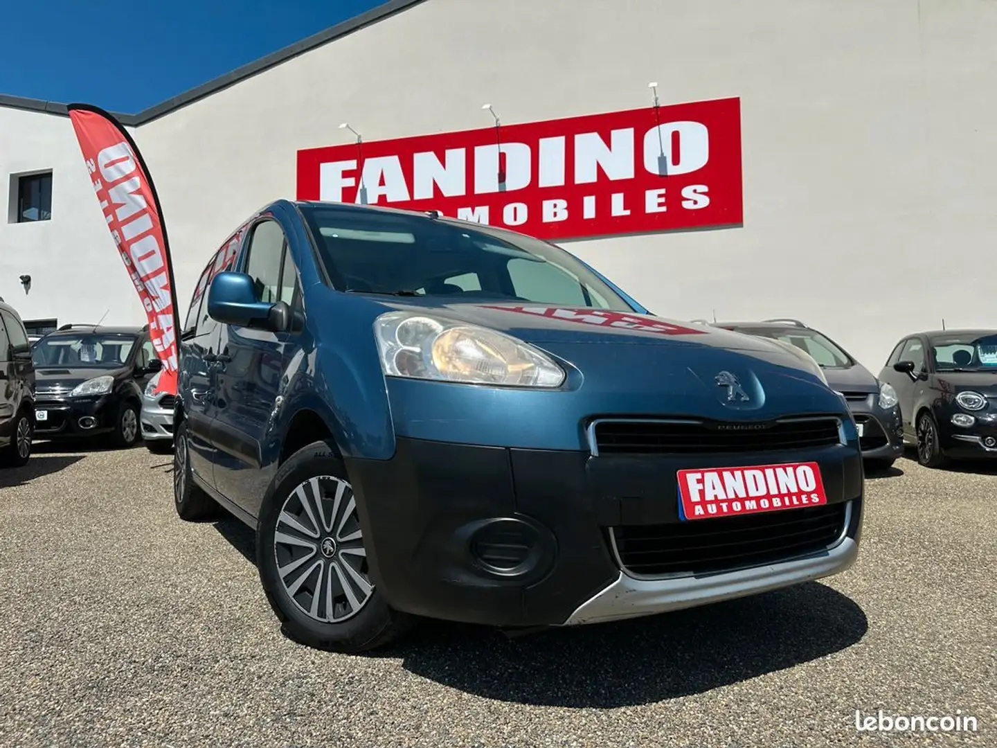 Peugeot Partner Tepee 1.6 Hdi 75Ch Active Blau - 1
